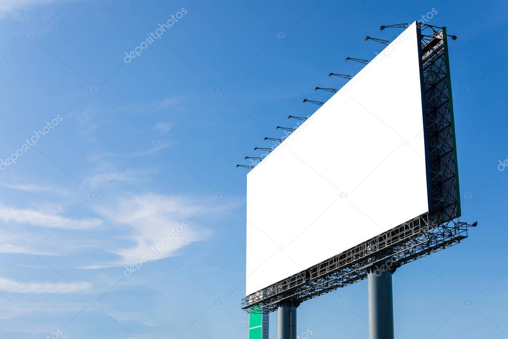 Maxi schermo LED outdoor su una facciata esterna